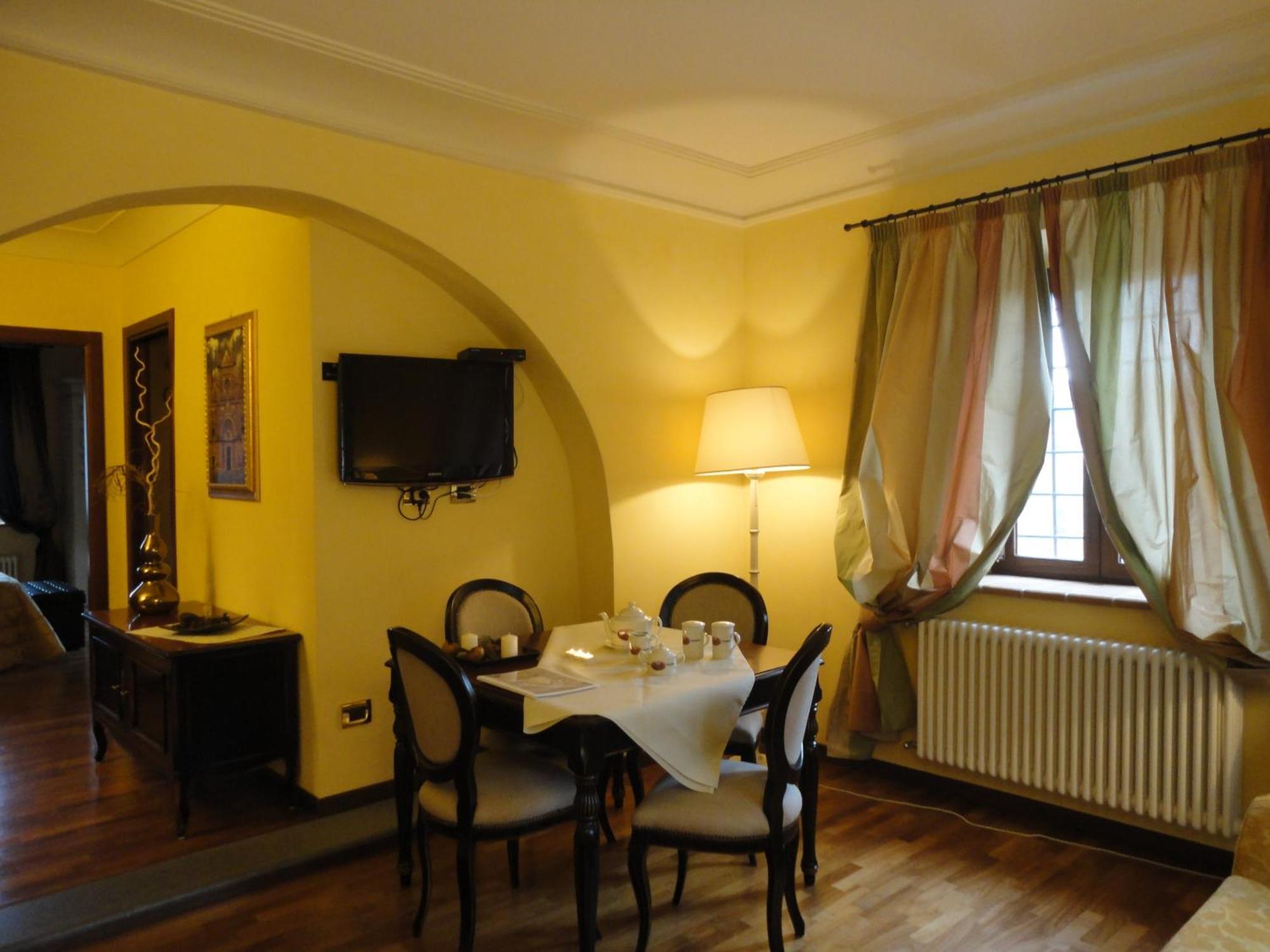 Castello Izzalini Todi Resort Eksteriør billede